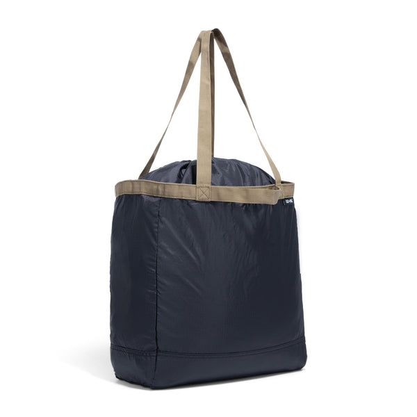 The Boat Tote 35L in Flat Black