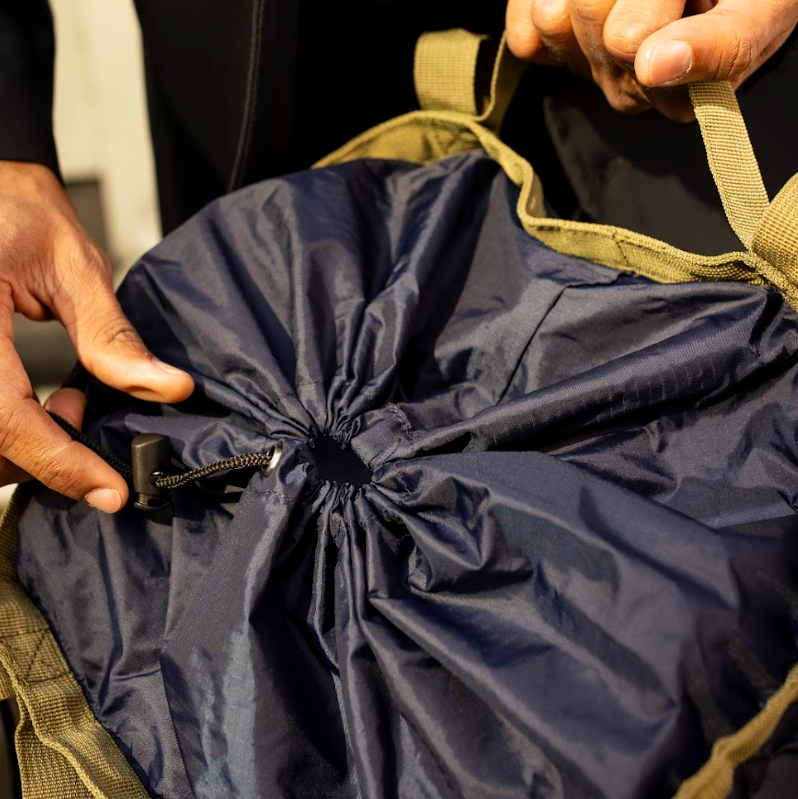 The Boat Tote in Navy