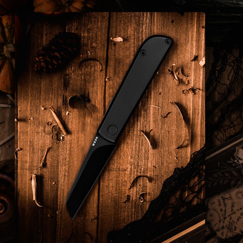 The Samla Compact Sheepsfoot Pocket Knife