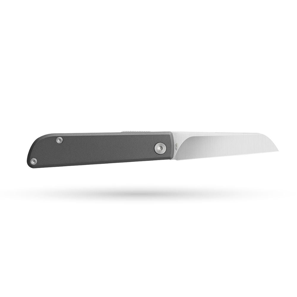 The Samla Compact Sheepsfoot Pocket Knife
