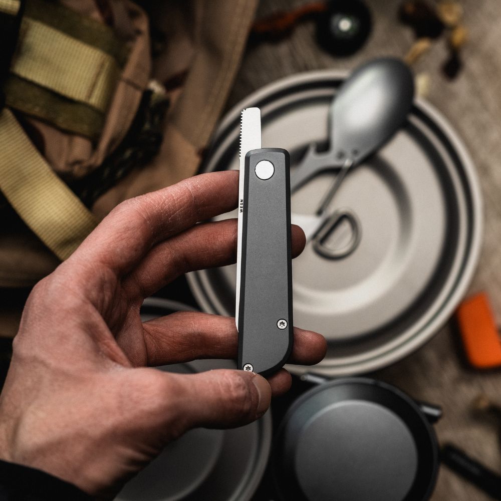 The Samla Compact Sheepsfoot Pocket Knife