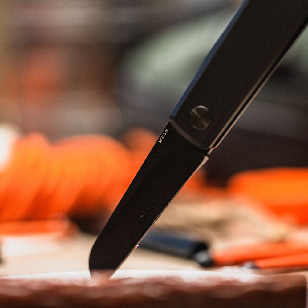 The Samla Compact Sheepsfoot Pocket Knife