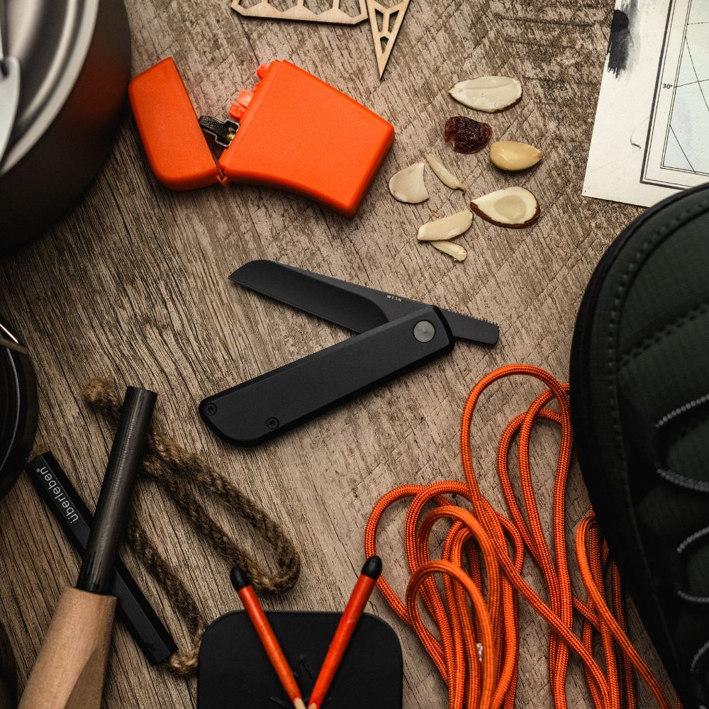 The Samla Compact Sheepsfoot Pocket Knife
